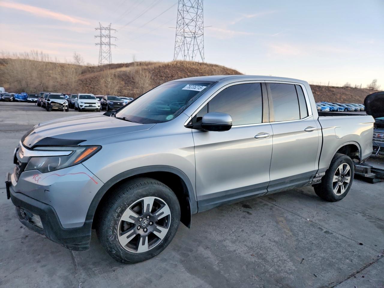HONDA RIDGELINE 2019