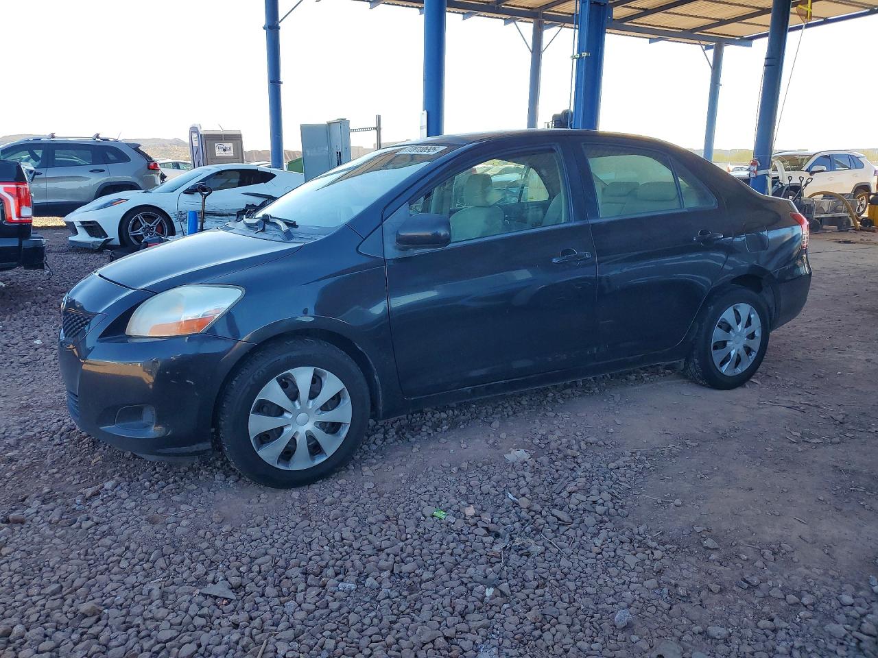 TOYOTA YARIS 2009