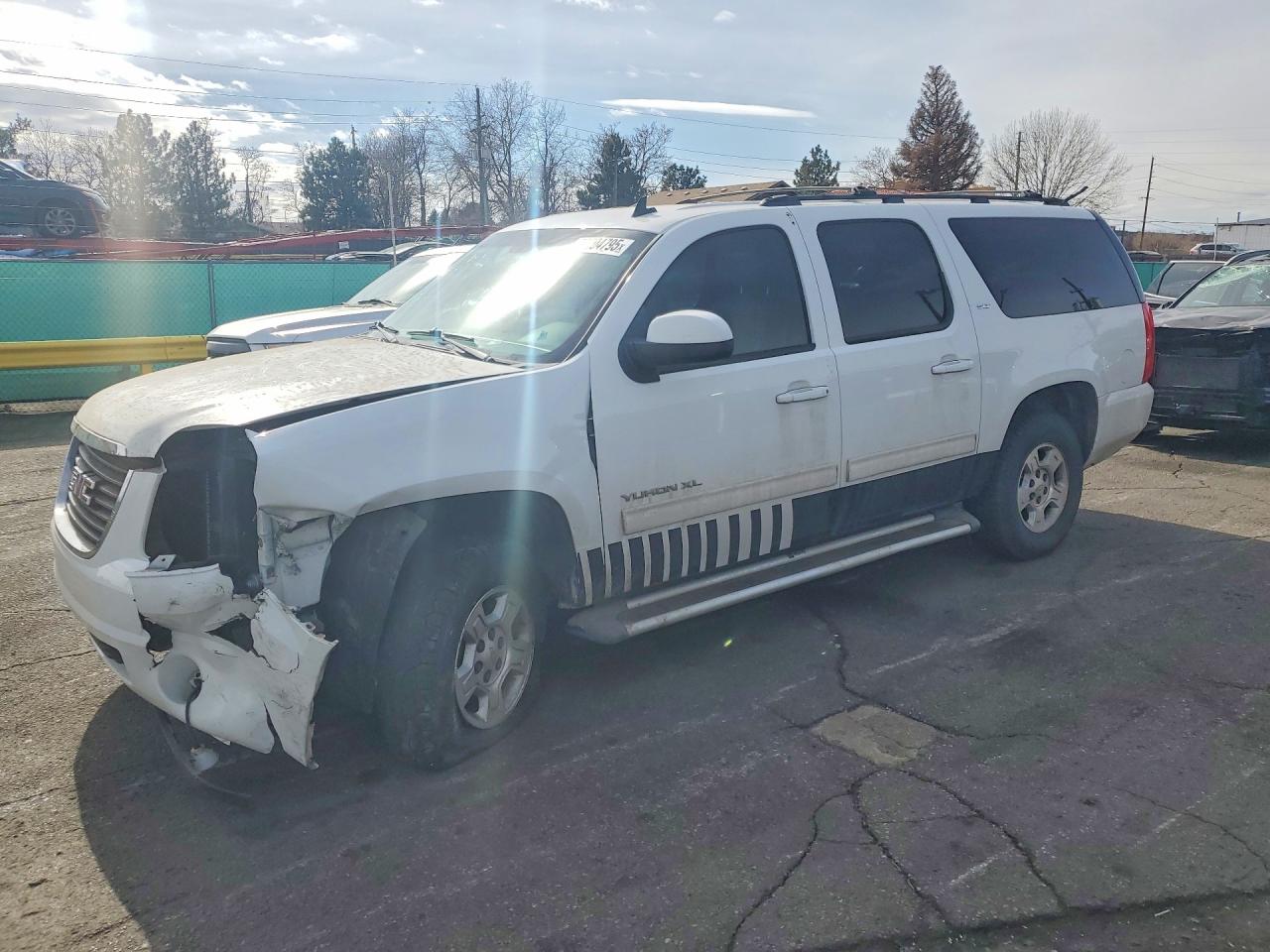 GMC YUKON XL 2011