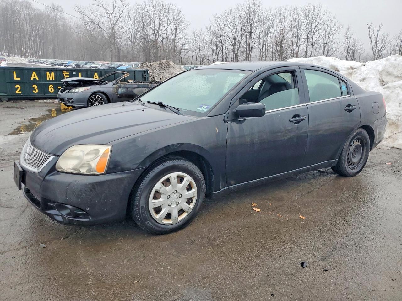MITSUBISHI GALANT 2012