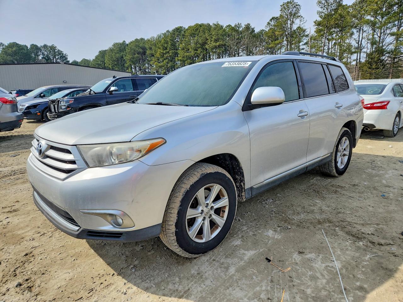 TOYOTA HIGHLANDER 2011