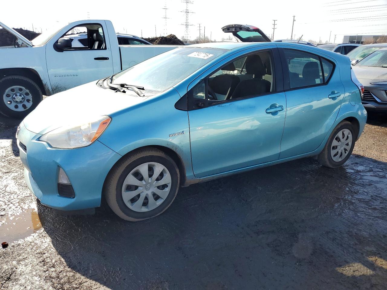 TOYOTA PRIUS C 2012