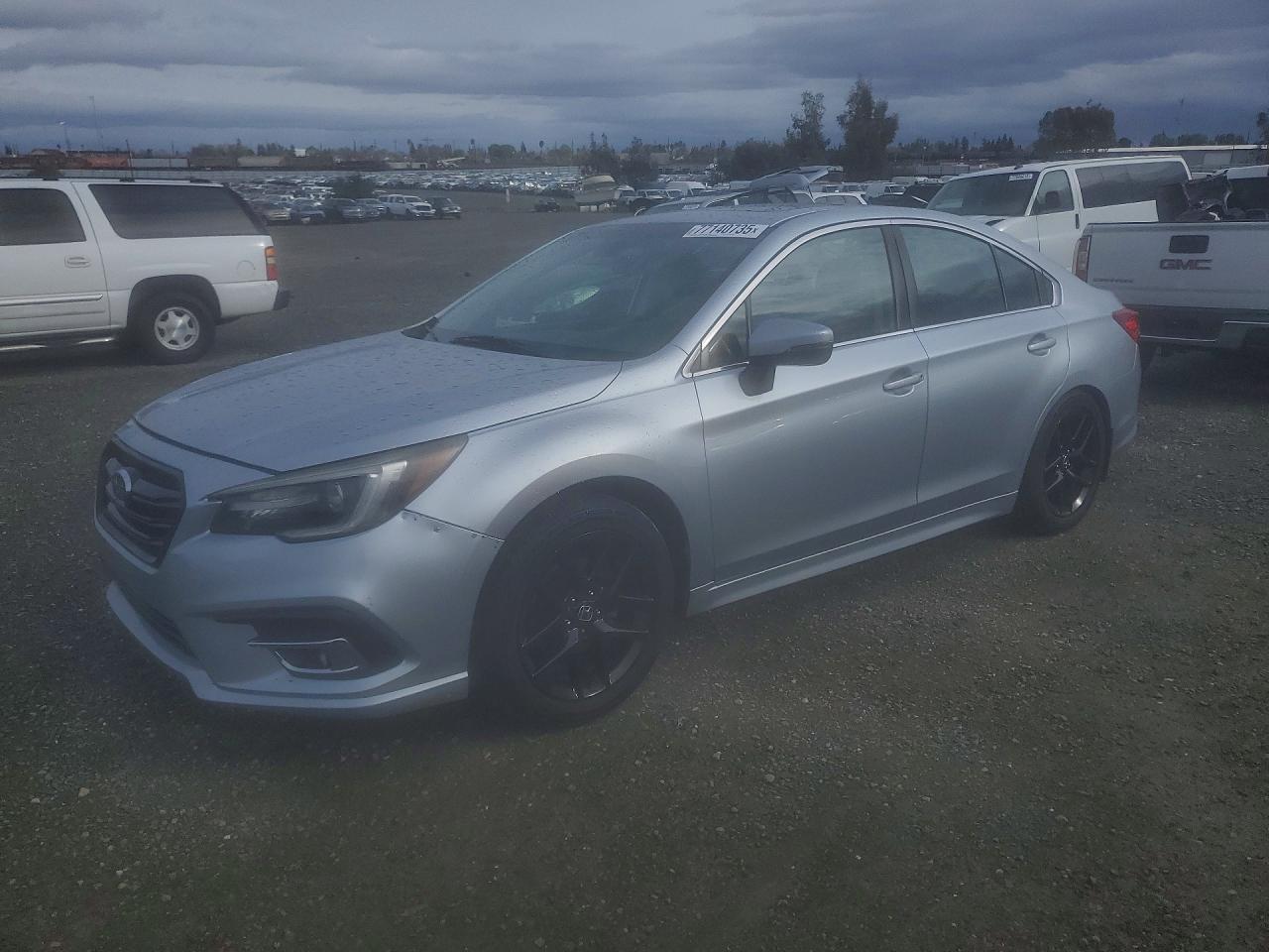 SUBARU LEGACY 2018