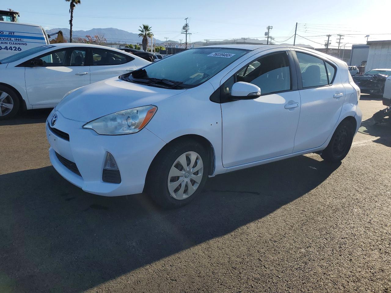 TOYOTA PRIUS C 2012