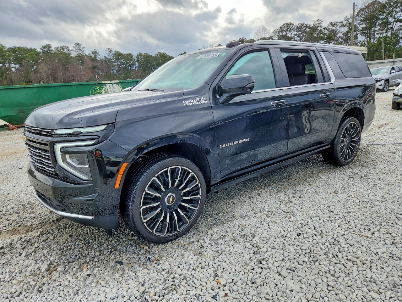 CHEVROLET SUBURBAN 2025