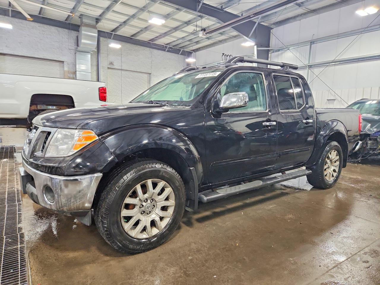 NISSAN FRONTIER 2010