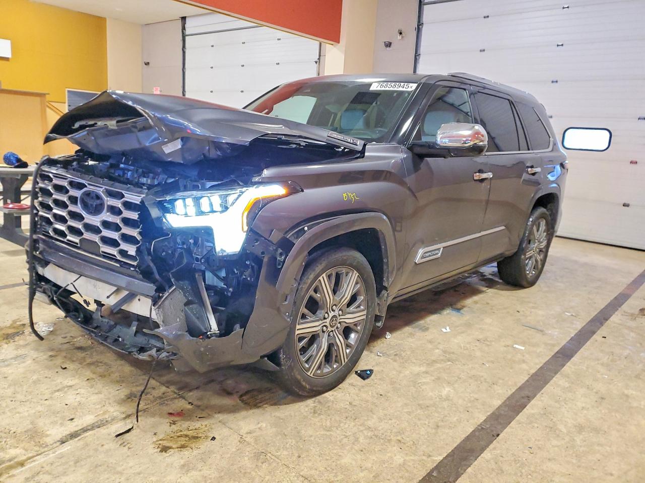 TOYOTA SEQUOIA 2023