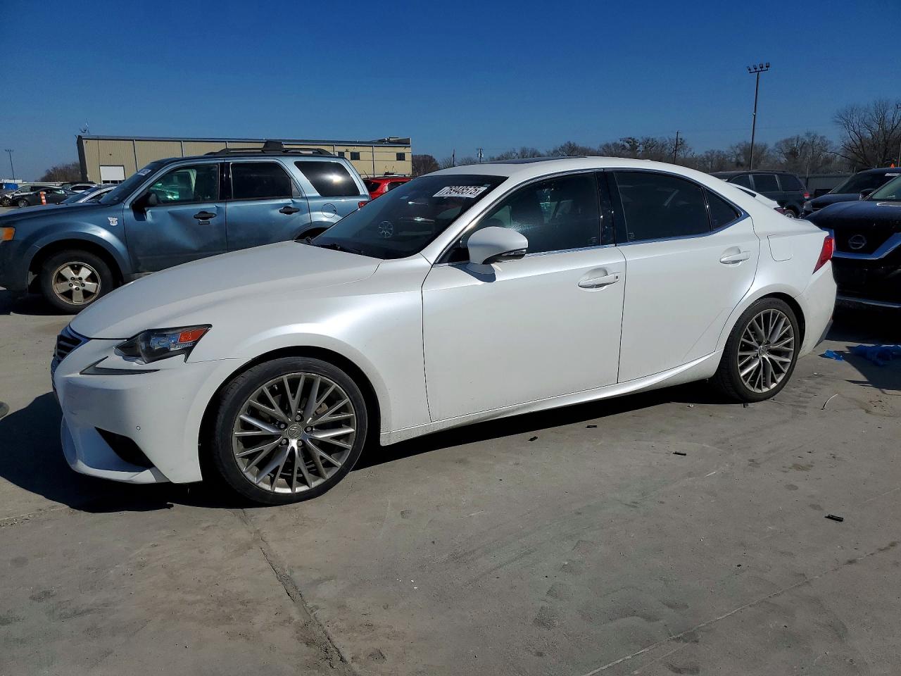 LEXUS IS 2015
