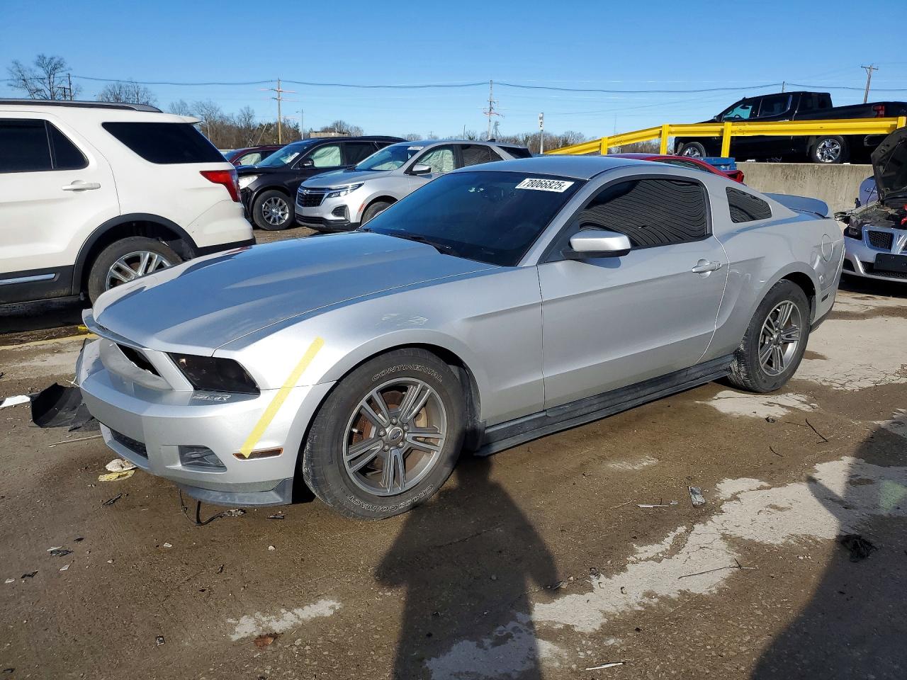 FORD MUSTANG 2012