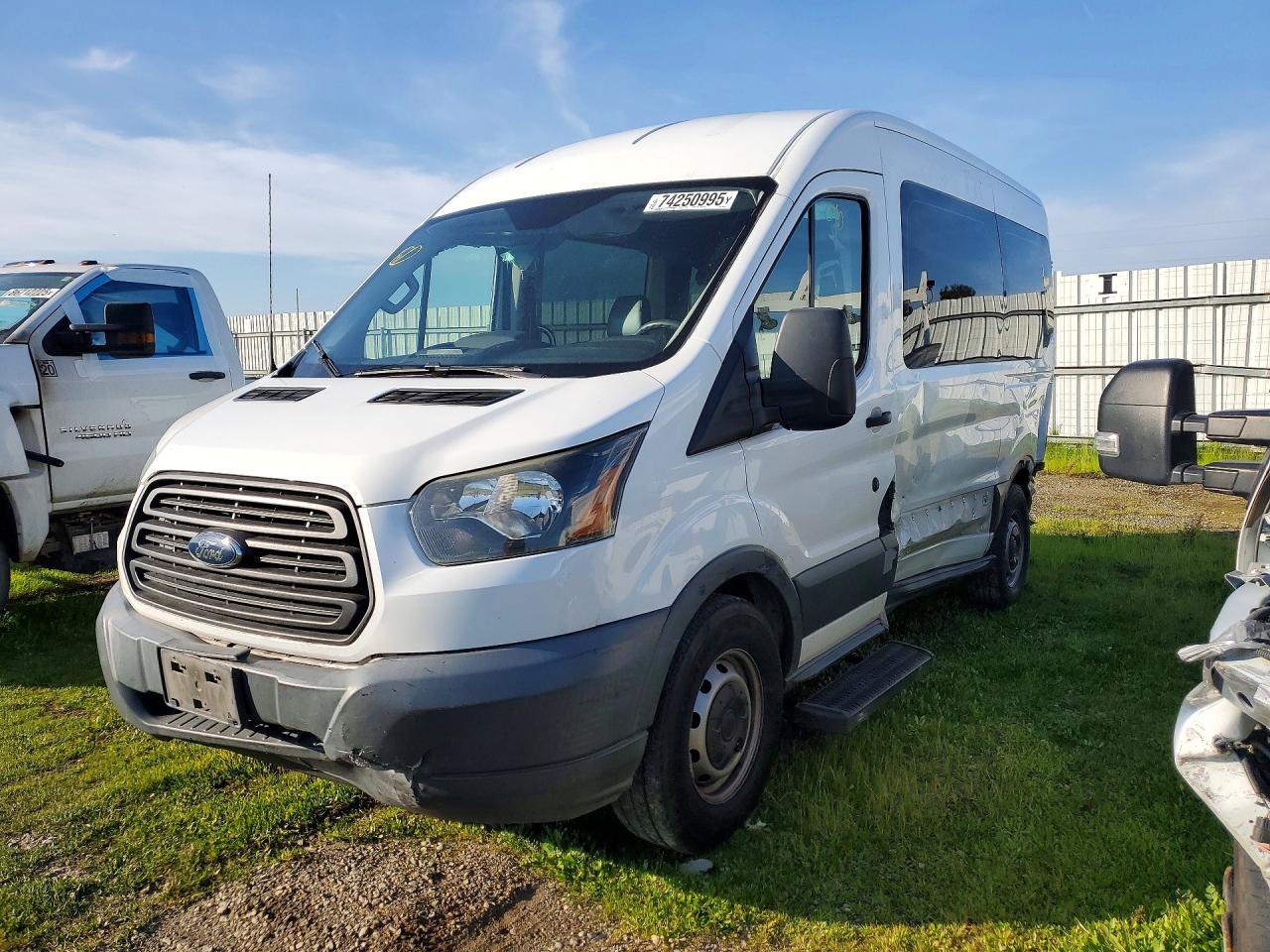FORD TRANSIT 2017