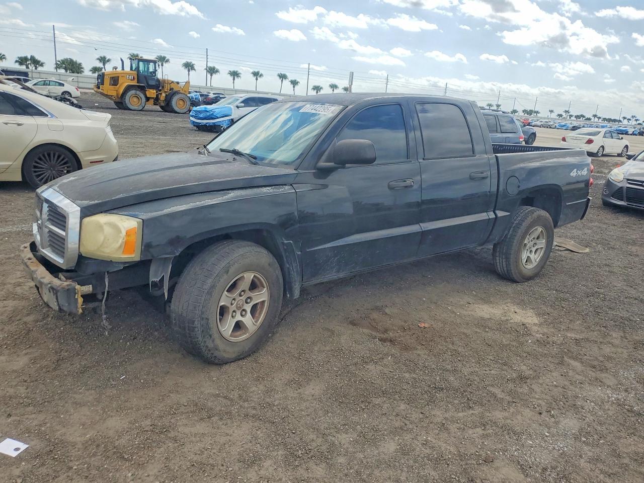 DODGE DAKOTA 2005