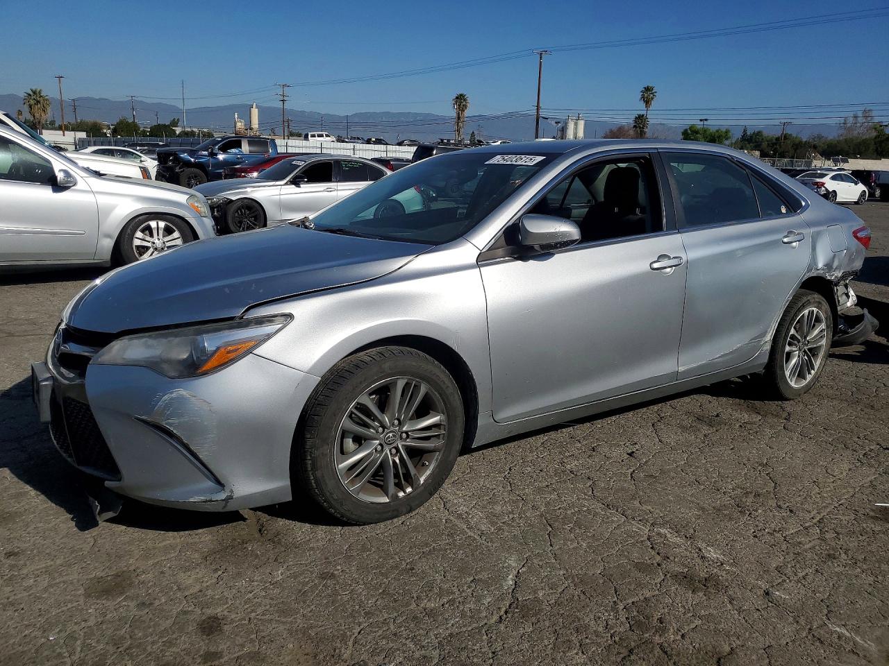 TOYOTA CAMRY 2017