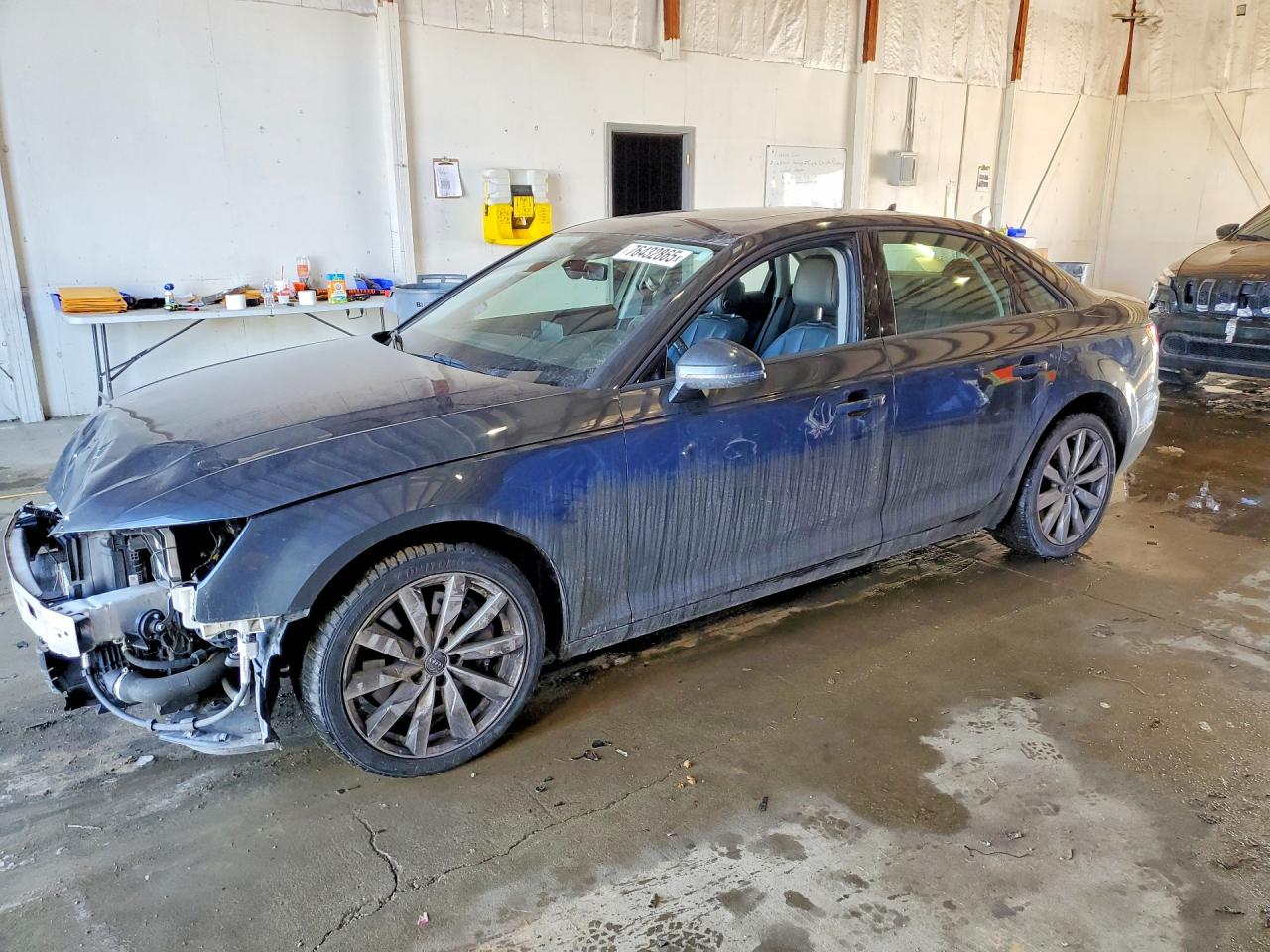 AUDI A4 2017