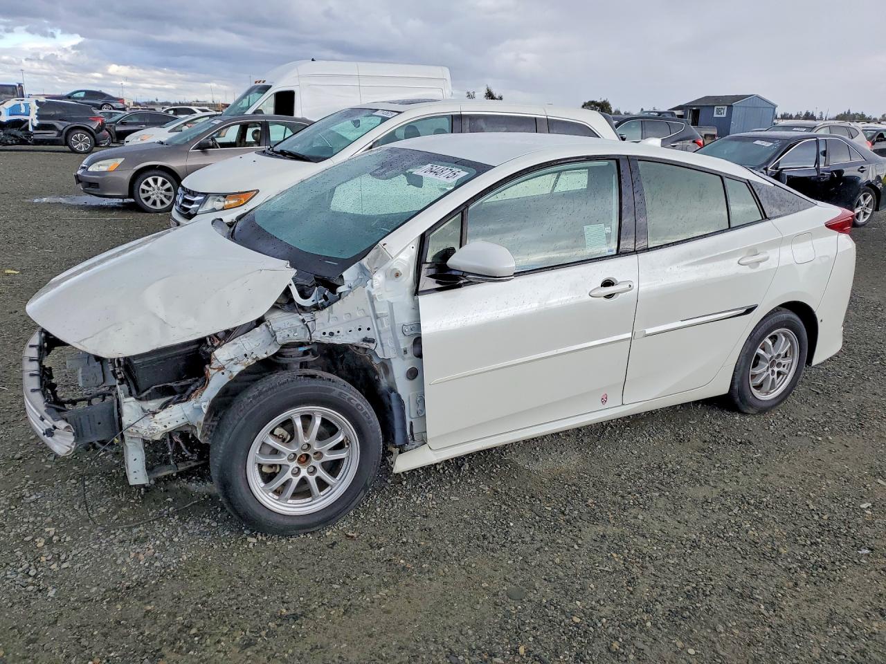 TOYOTA PRIUS PRIME 2019
