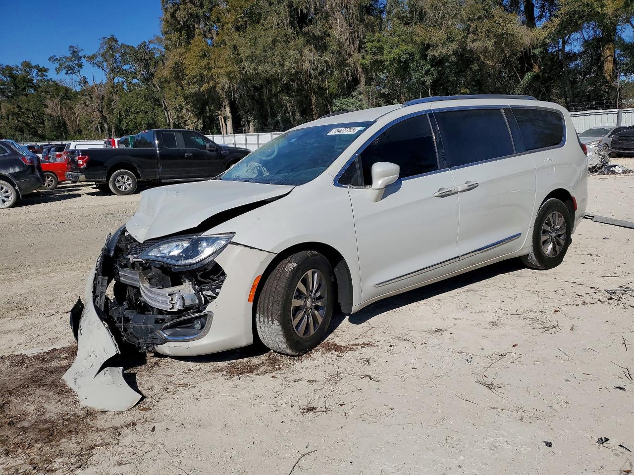 CHRYSLER PACIFICA 2019