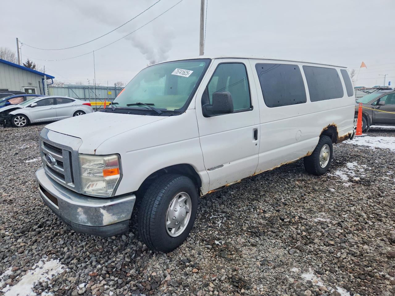 FORD ECONOLINE 2010