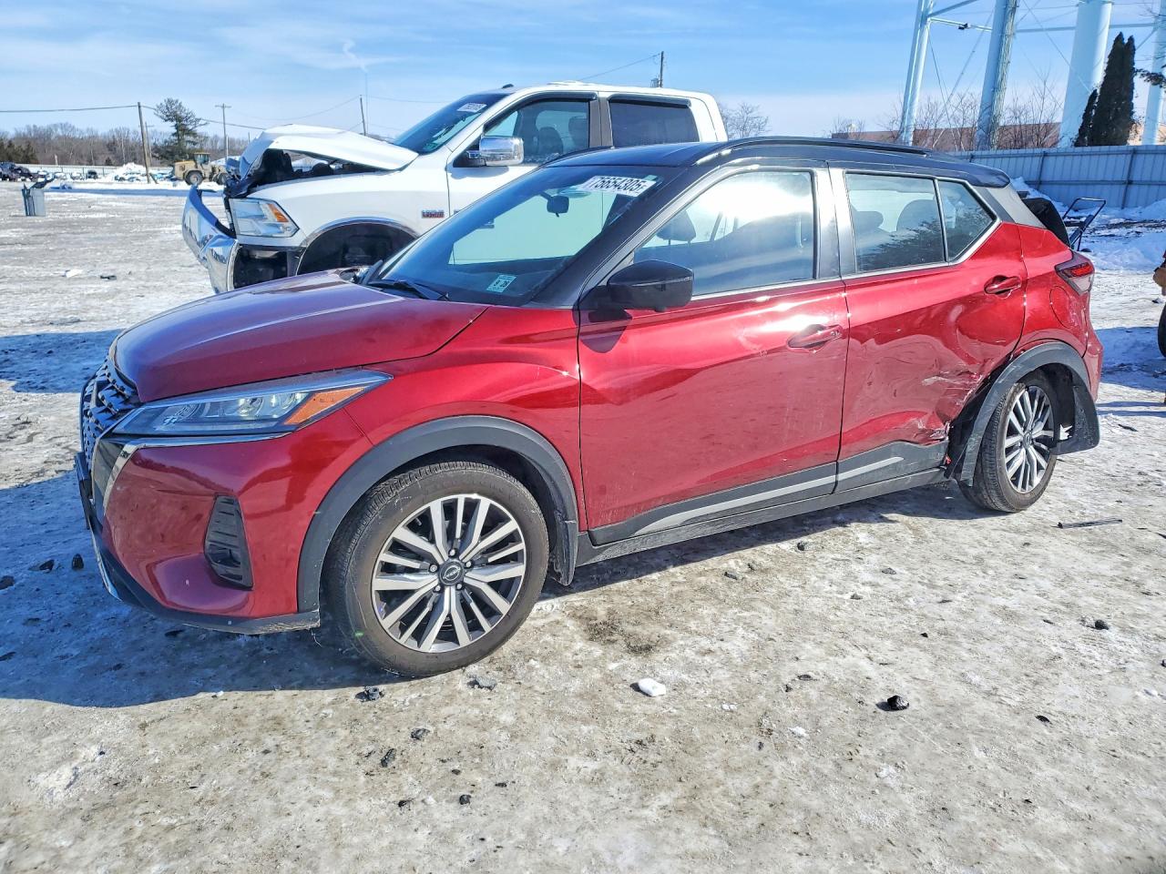 NISSAN KICKS 2023