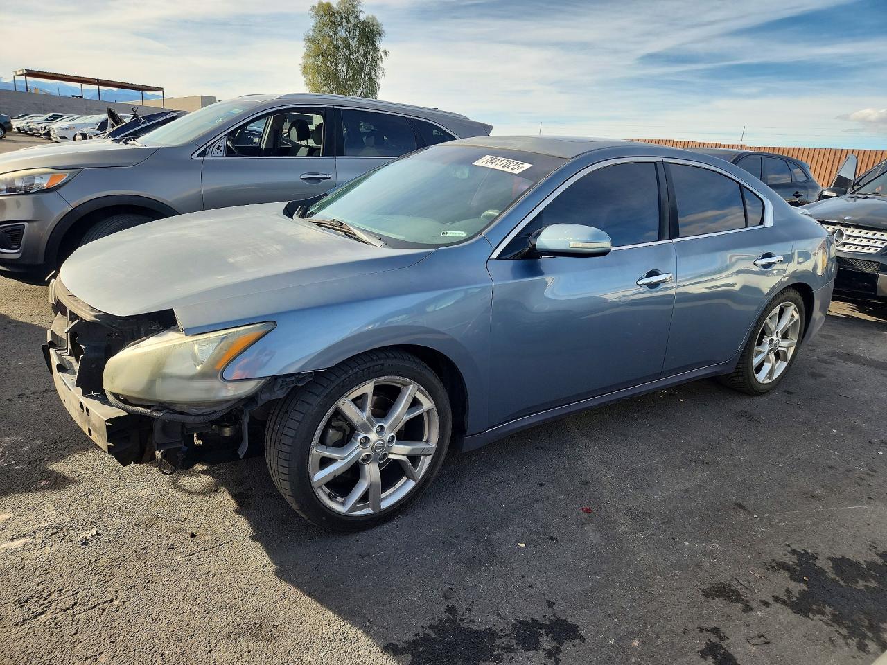NISSAN MAXIMA 2012
