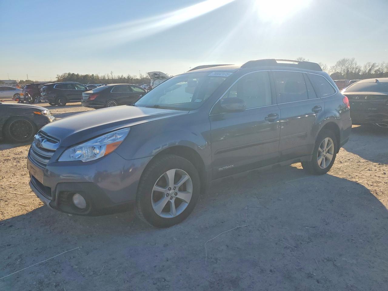 SUBARU OUTBACK 2014