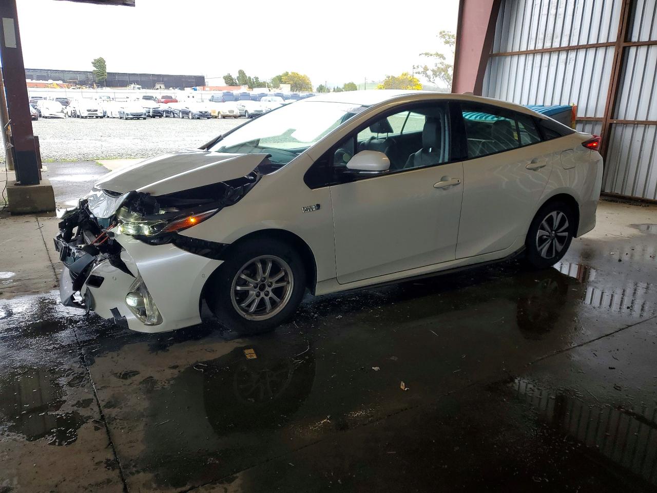 TOYOTA PRIUS PRIME 2017