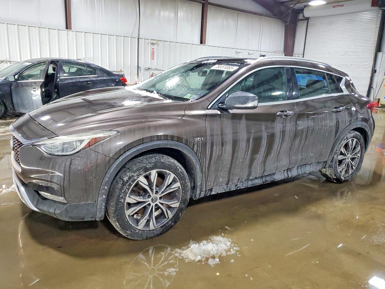 INFINITI QX30 2017