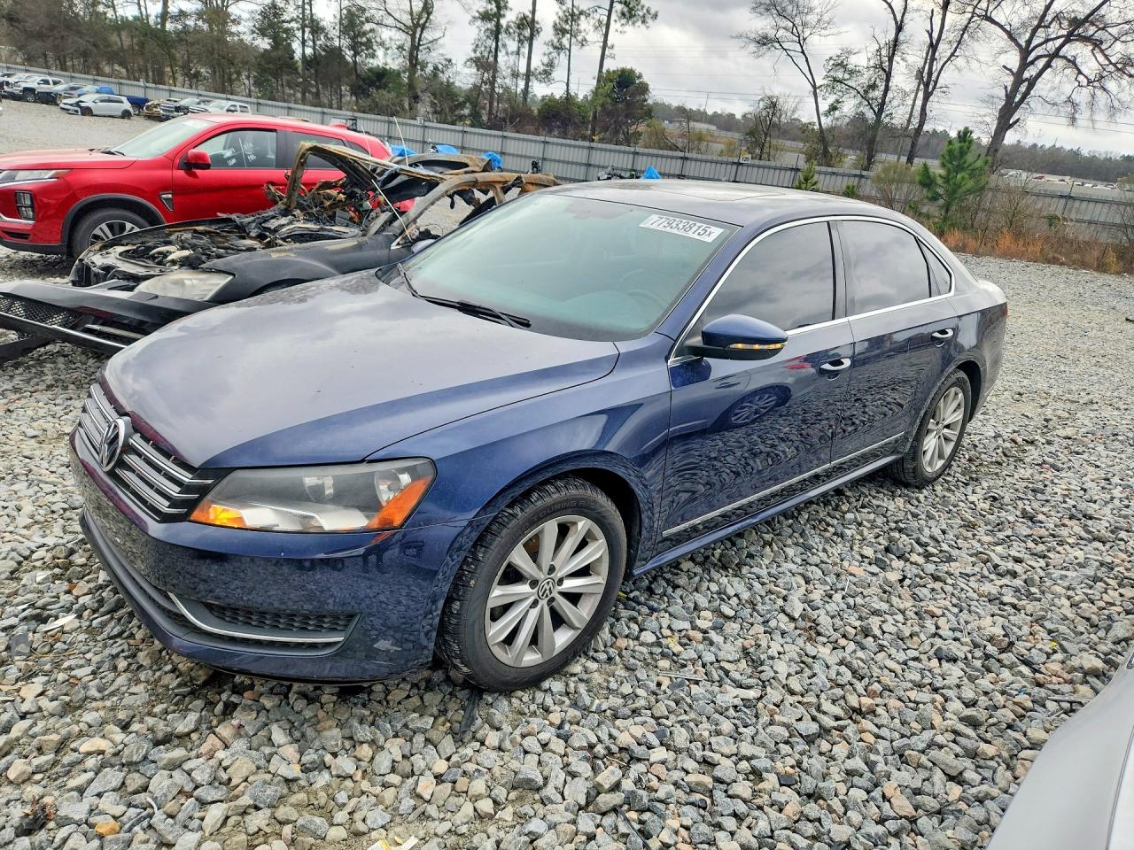 VOLKSWAGEN PASSAT 2012
