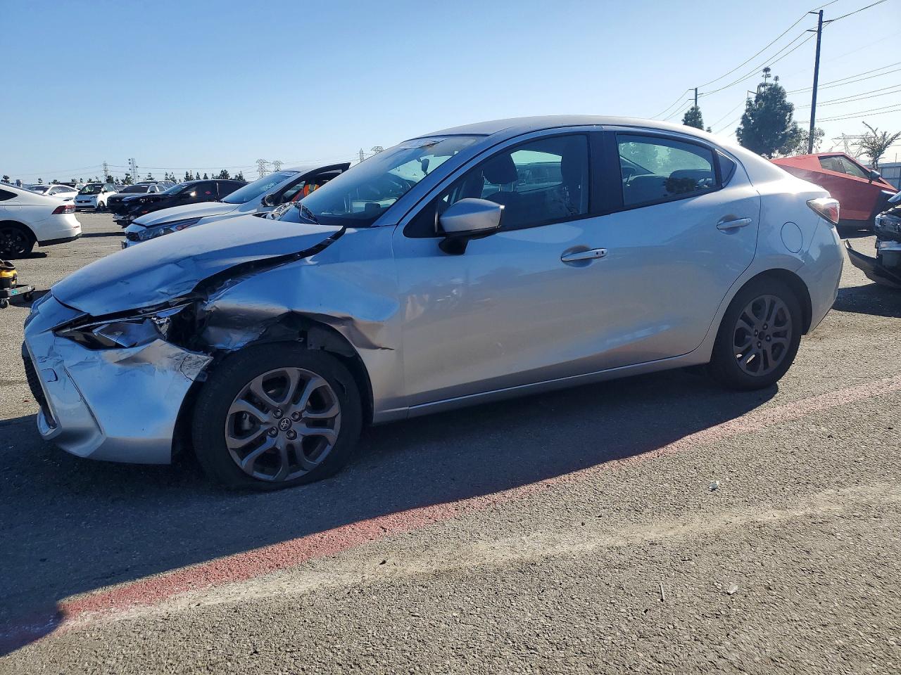 TOYOTA YARIS 2019