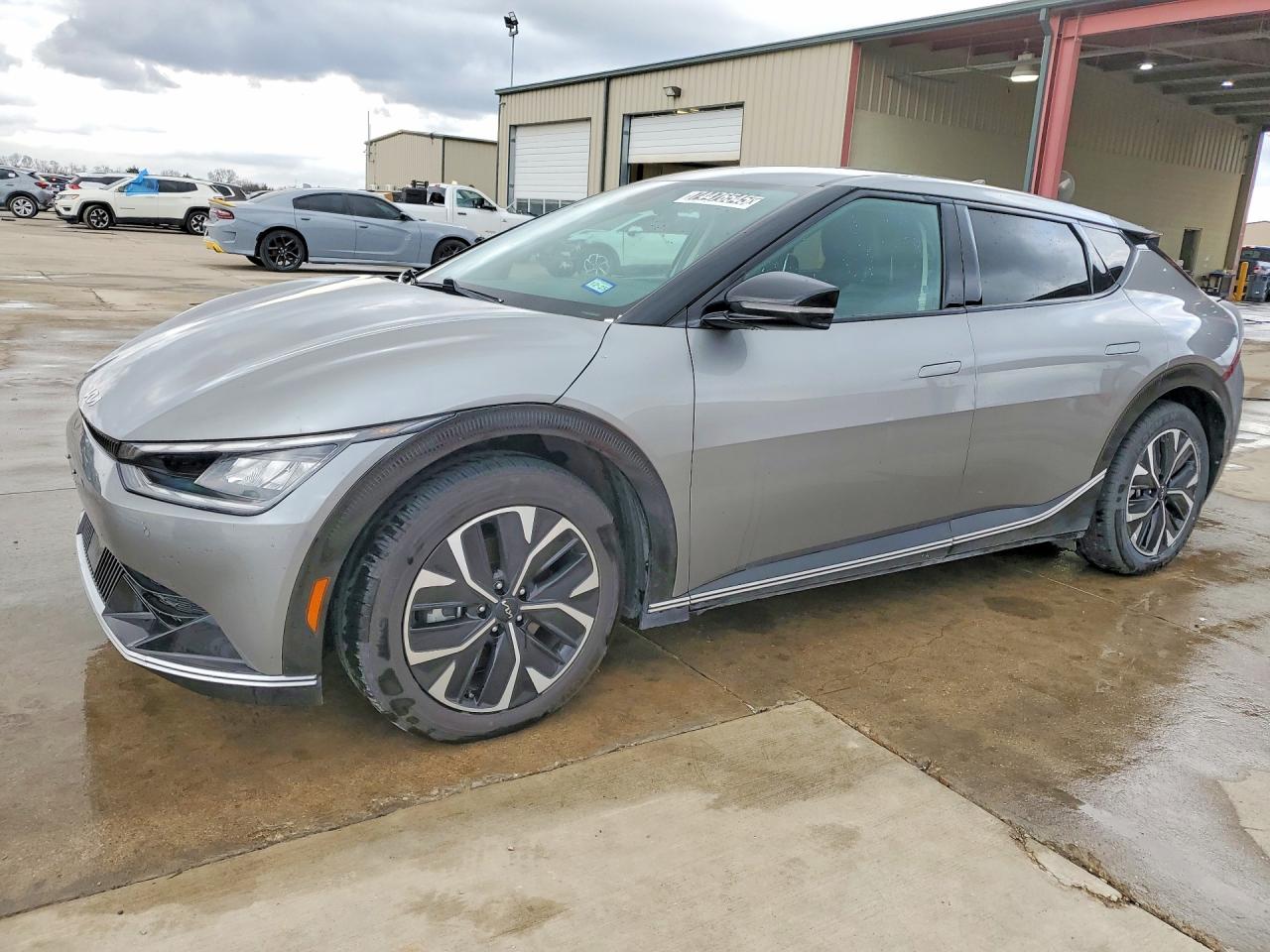 KIA EV6 LIGHT 2024