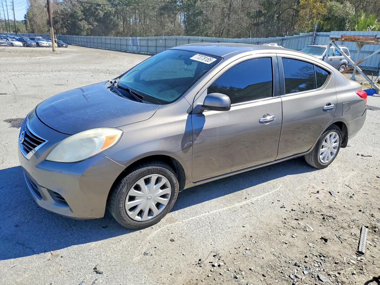 NISSAN VERSA 2012