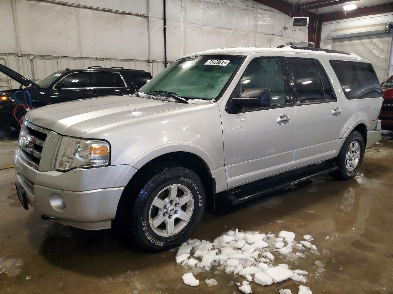 FORD EXPEDITION 2010