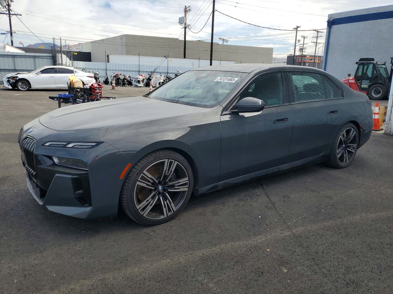BMW 740 2023