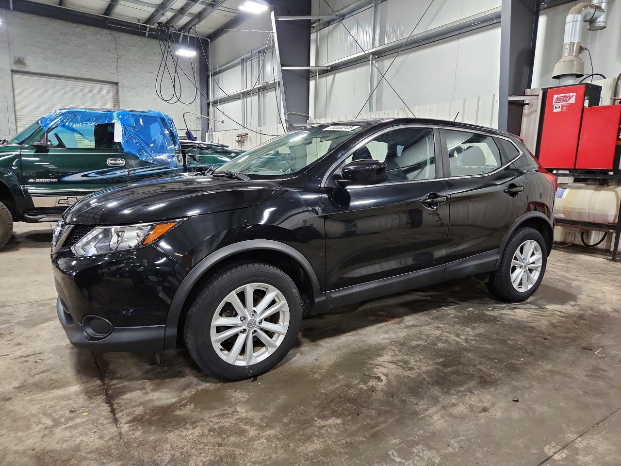 NISSAN ROGUE SPORT 2017