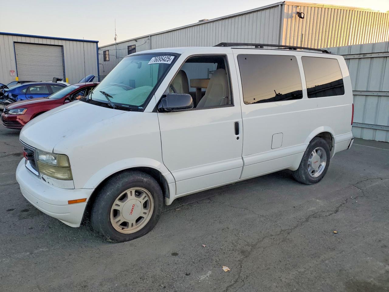 GMC SAFARI 2003