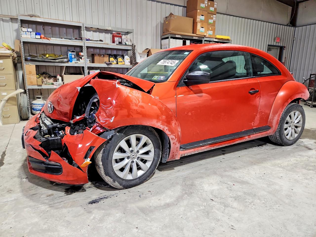 VOLKSWAGEN BEETLE 2016