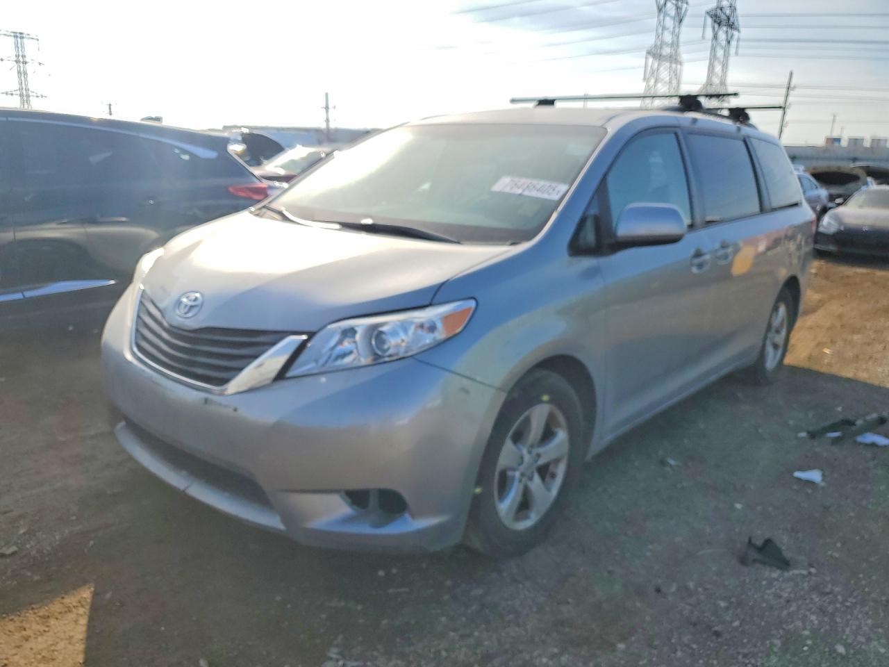 TOYOTA SIENNA 2013