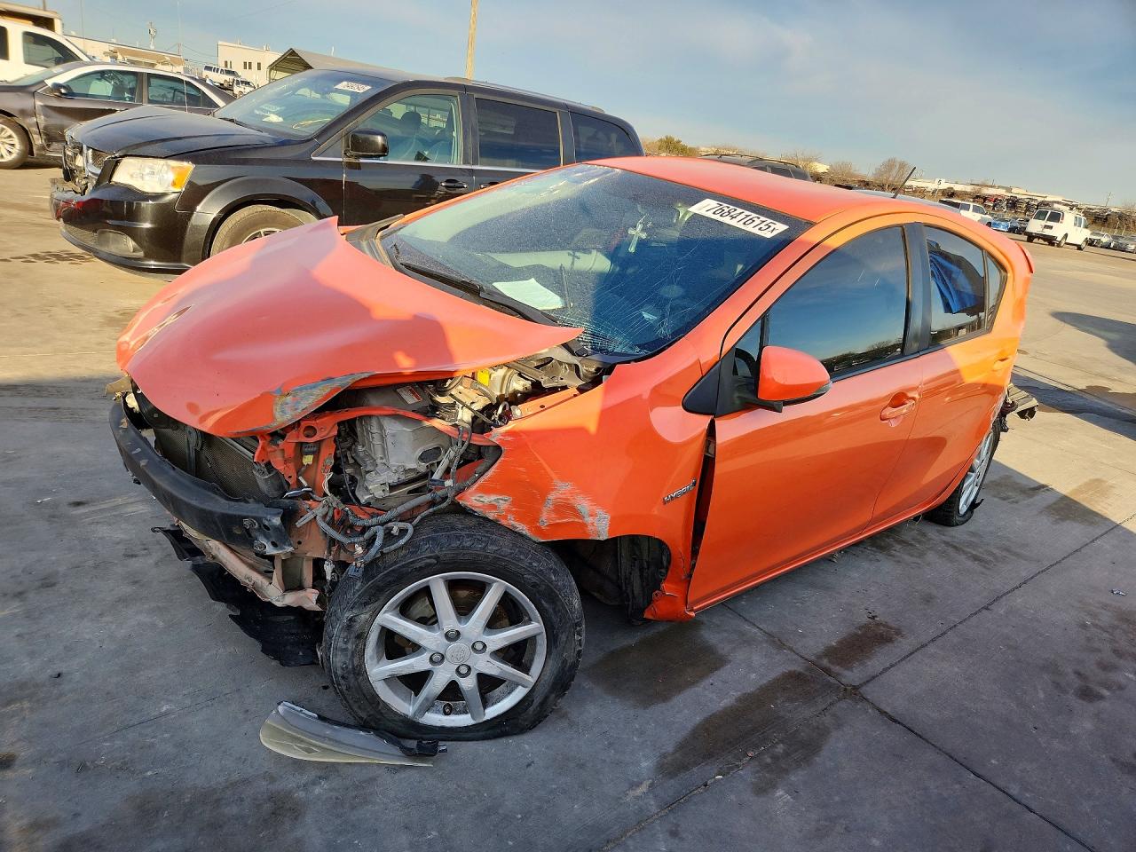 TOYOTA PRIUS C 2013