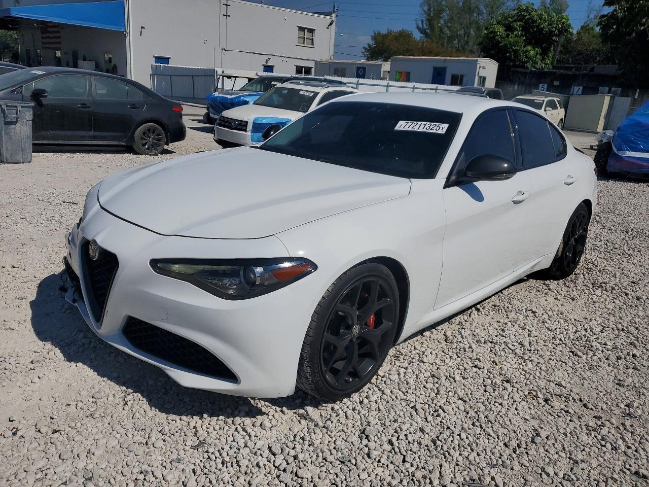 ALFA ROMEO GIULIA 2020