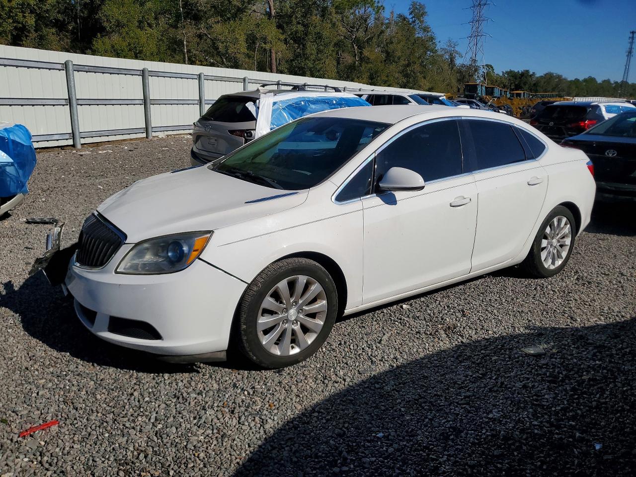 BUICK VERANO 2016
