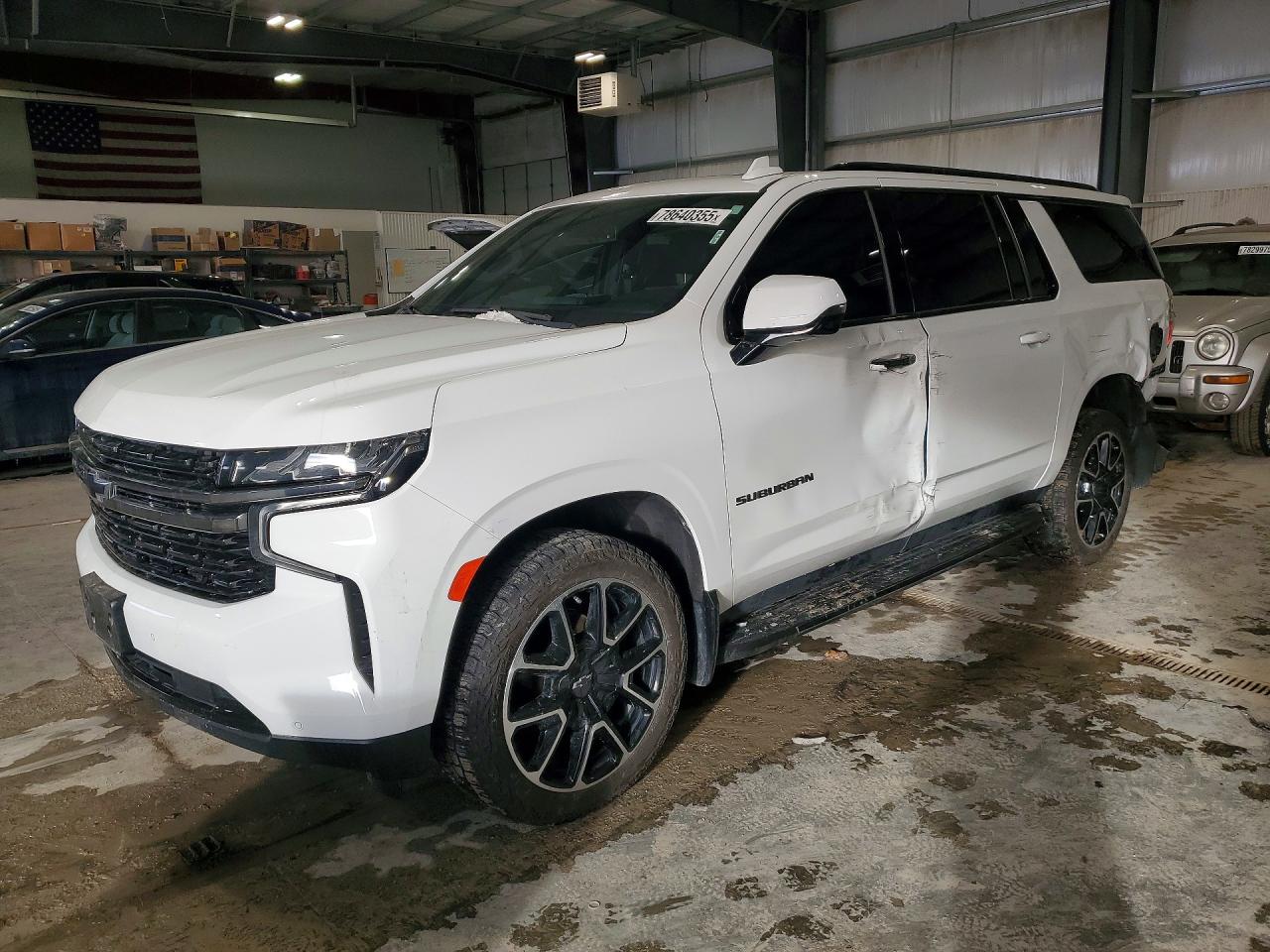 CHEVROLET SUBURBAN 2022