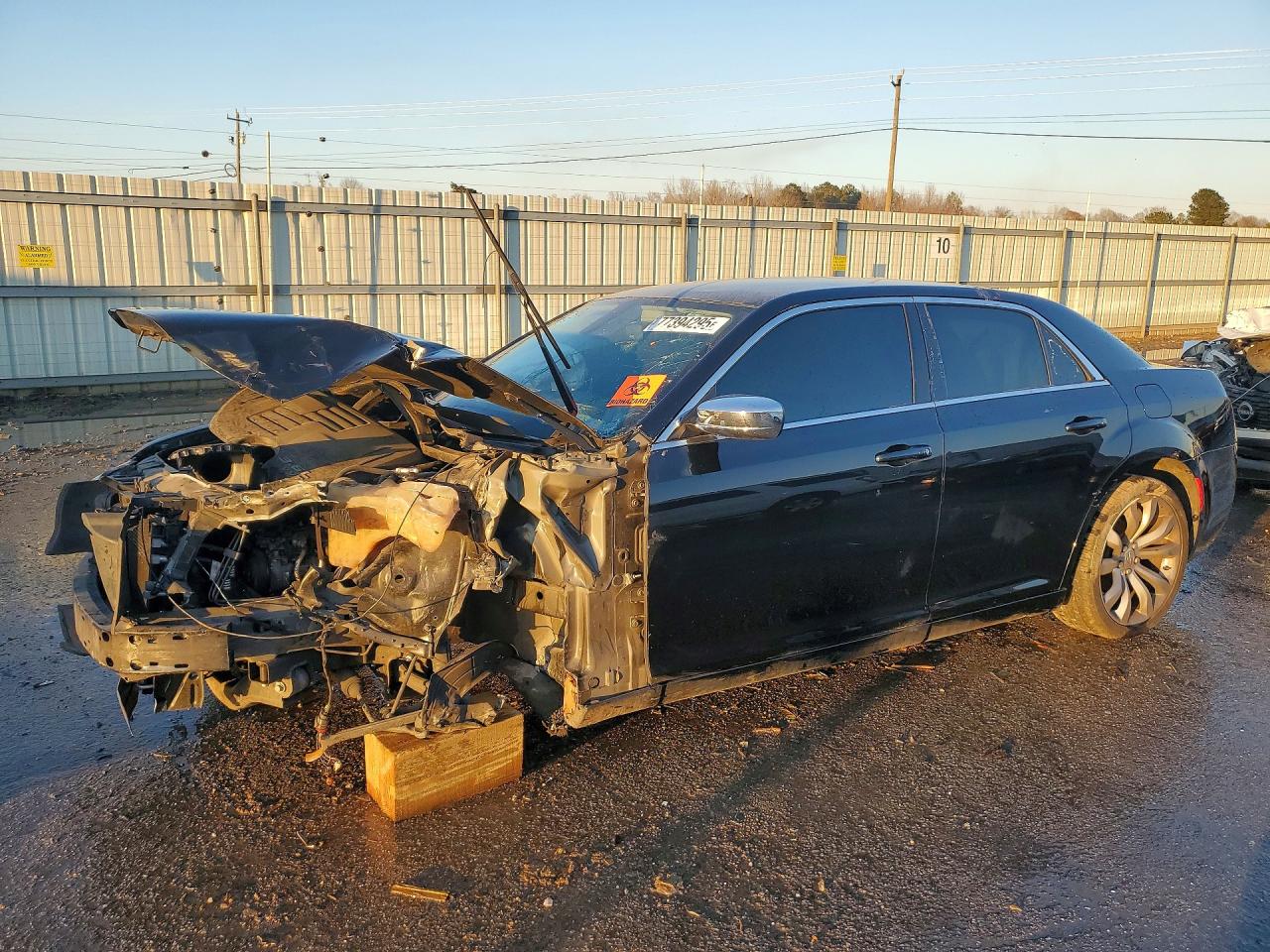 CHRYSLER 300 2019