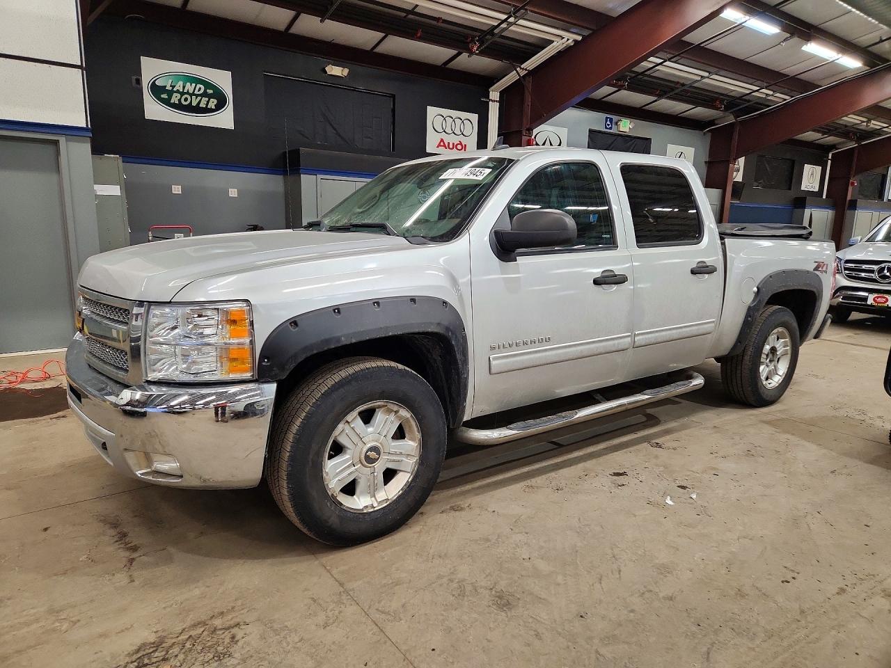 CHEVROLET SILVERADO 2013
