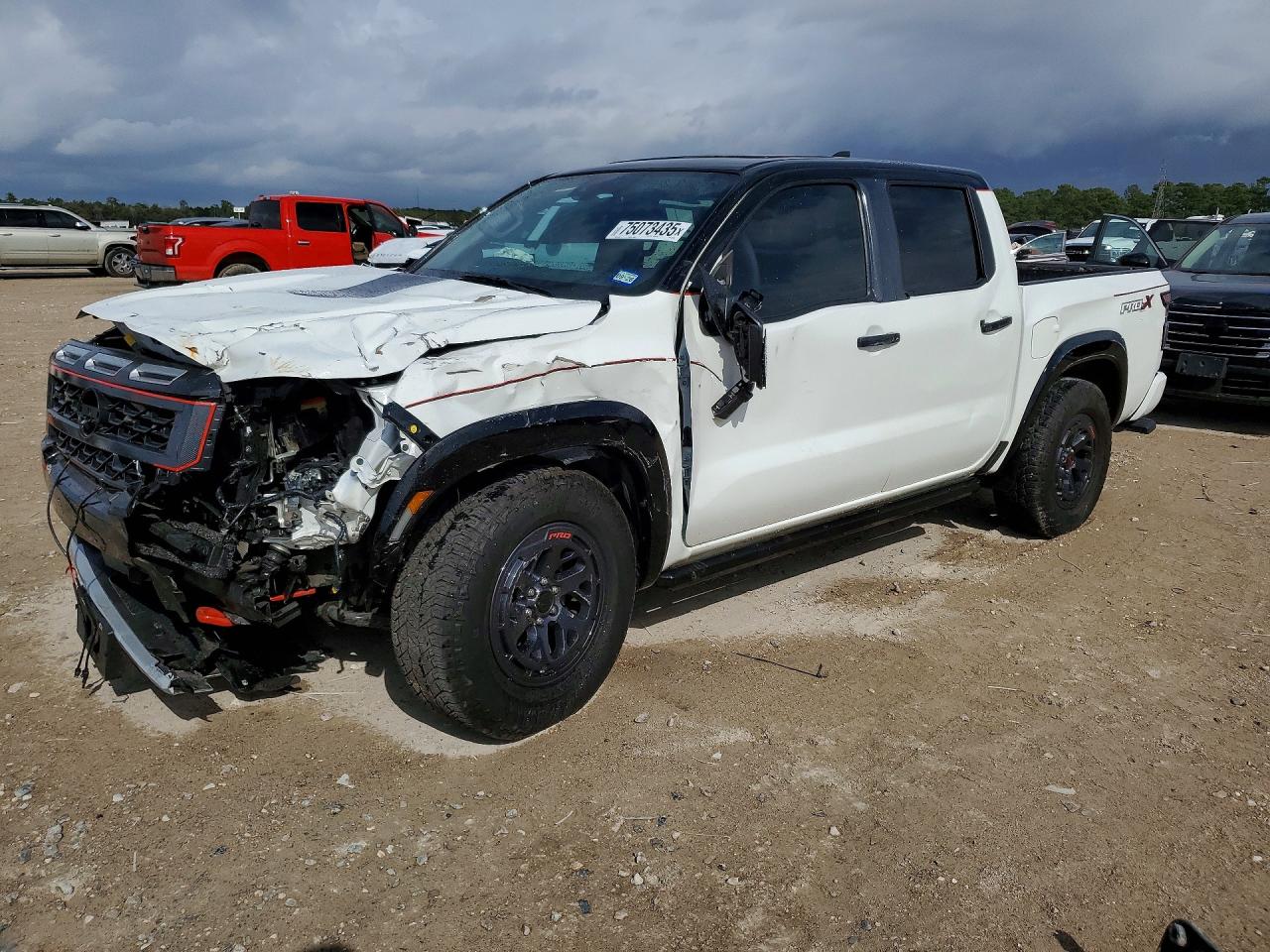 NISSAN FRONTIER 2025