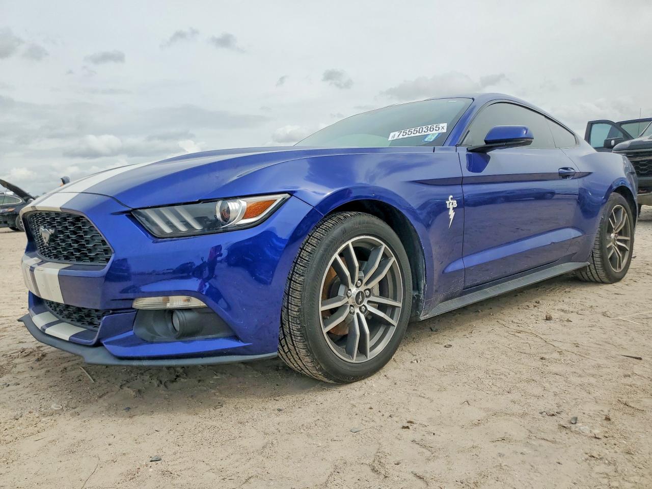 FORD MUSTANG 2015