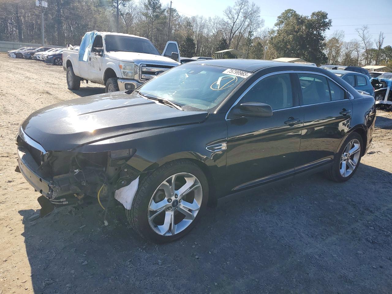 FORD TAURUS 2012