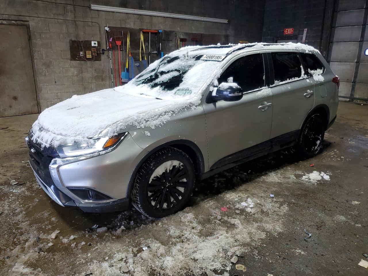 MITSUBISHI OUTLANDER 2020