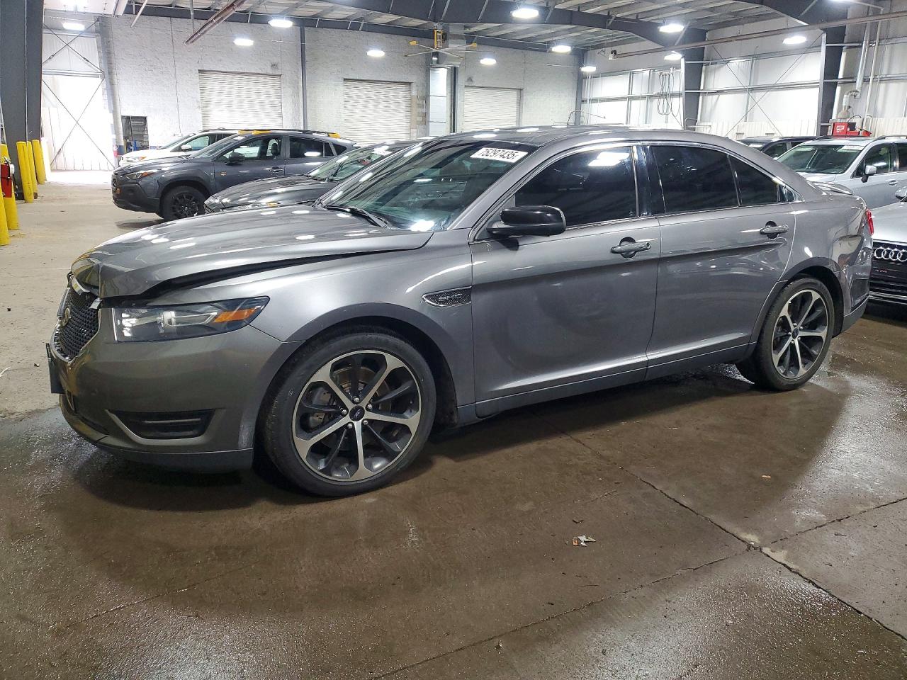 FORD TAURUS 2014