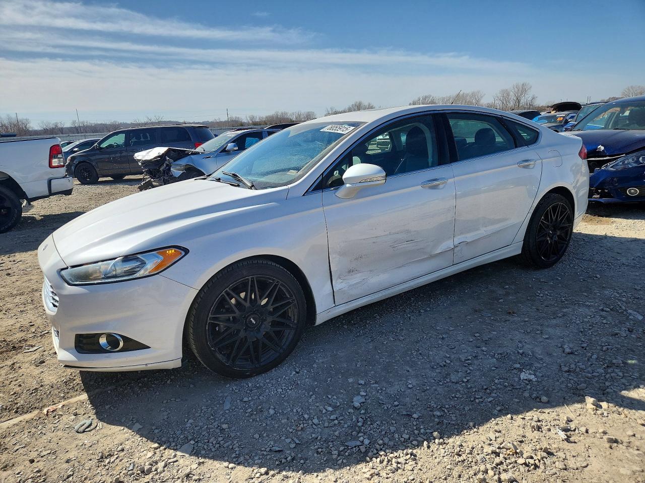 FORD FUSION 2015