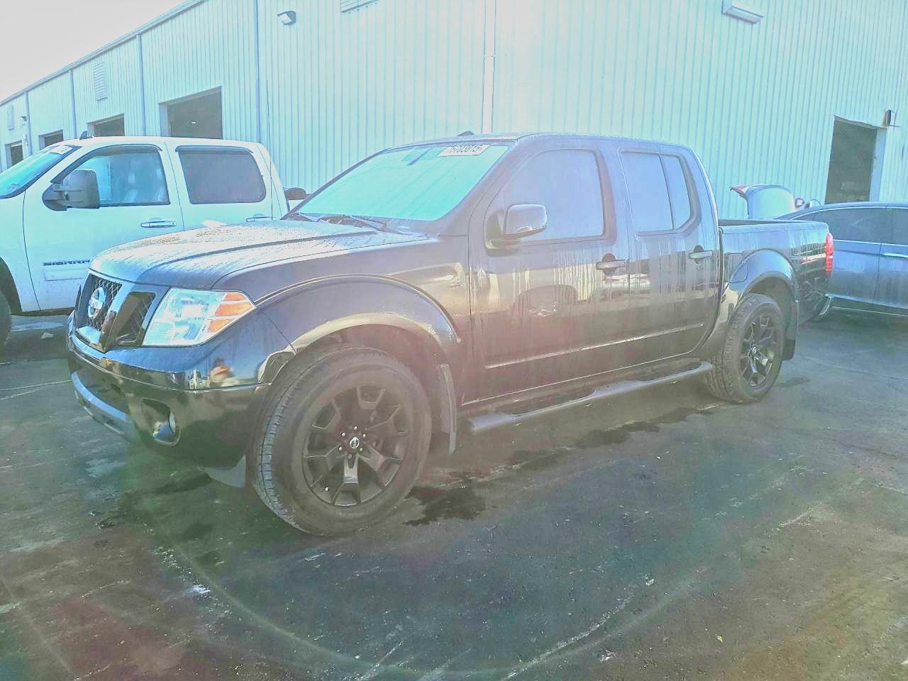 NISSAN FRONTIER 2018