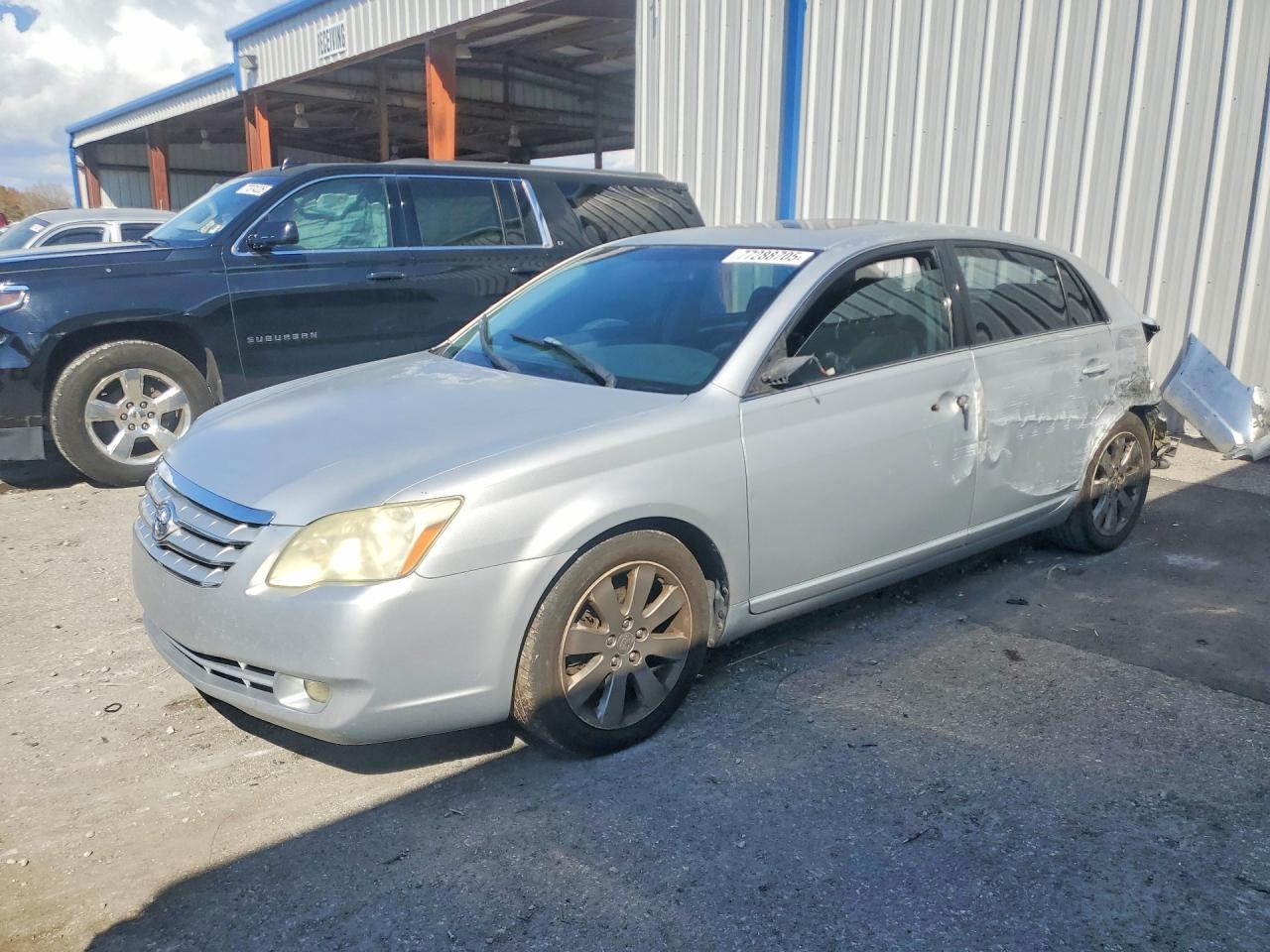 TOYOTA AVALON 2006