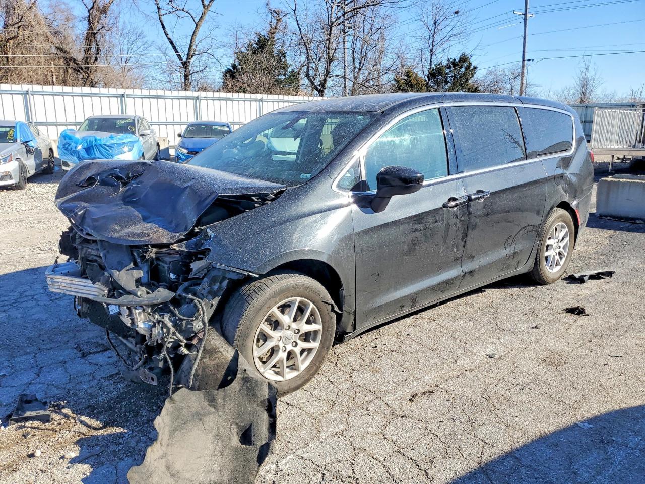 CHRYSLER VOYAGER 2022